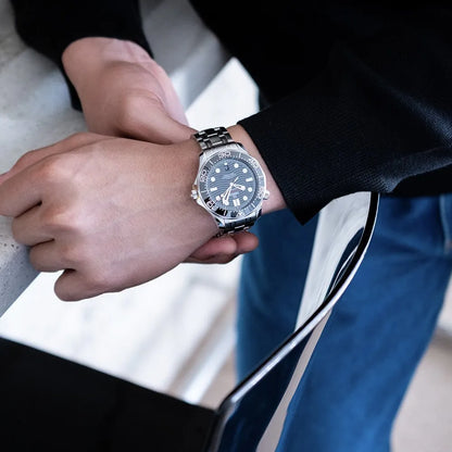 OMEGA SEAMASTER DIVER Noir Steel Bracelet
