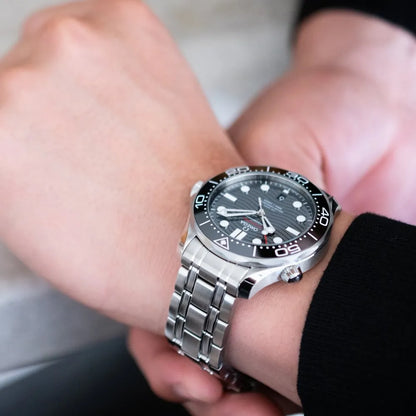 OMEGA SEAMASTER DIVER Noir Steel Bracelet