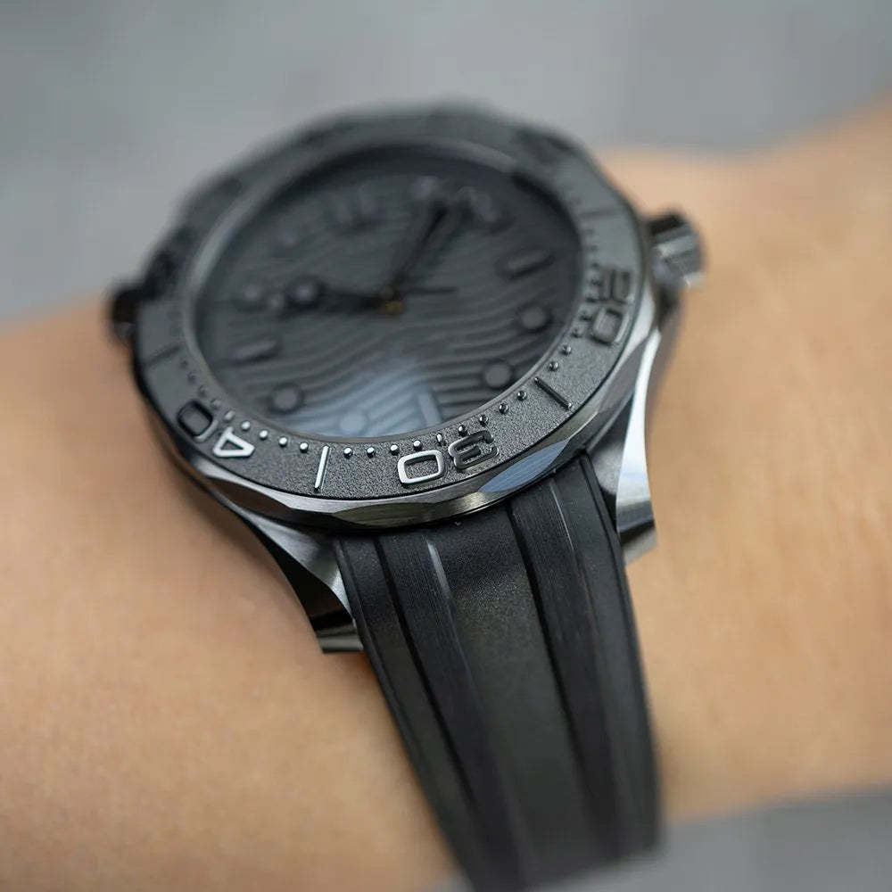 OMEGA SEAMASTER DIVER Full black