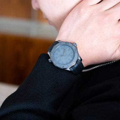OMEGA SEAMASTER DIVER Full black