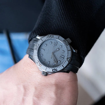 OMEGA SEAMASTER DIVER Full black