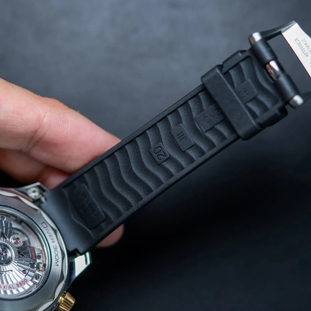 OMEGA SEAMASTER DIVER BLACK BRONZE