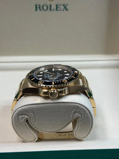 Montre Rolex Submariner Date Gold cadran Noir