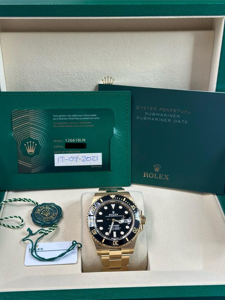 Montre Rolex Submariner Date Gold cadran Noir