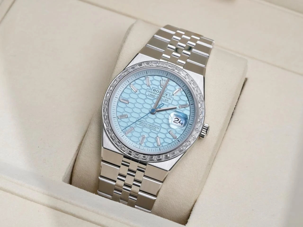Rolex Land dweller silver bleu glacier 40 mm Diamand SERTI