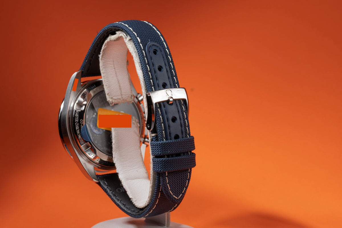 Omega Speedmaster Snoopy bracelet satin