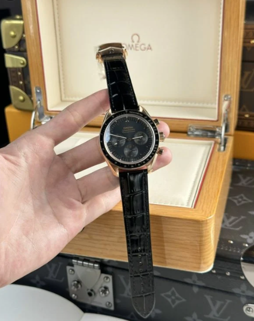 Omega Speedmaster Moonshine Cuir Noir