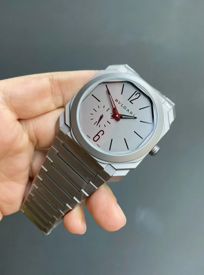 BVLGARI Octo Finissimo Silver/gris