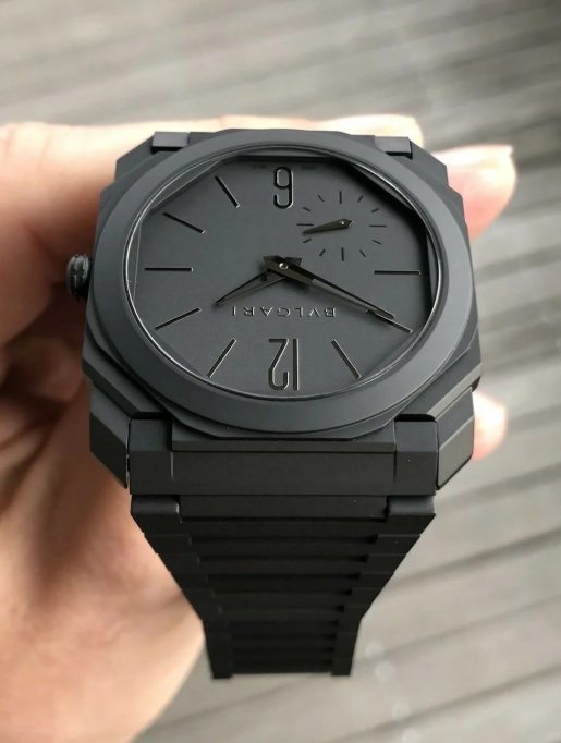 BVLGARI Octo Finissimo Full black