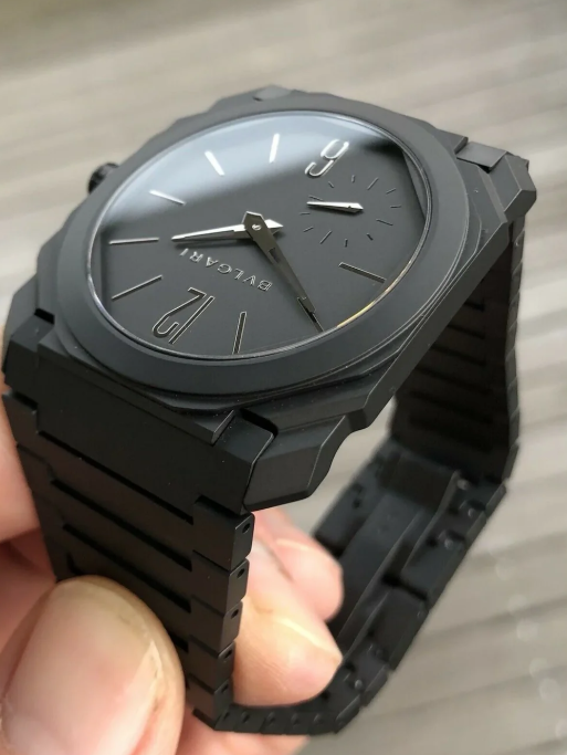 BVLGARI Octo Finissimo Full black
