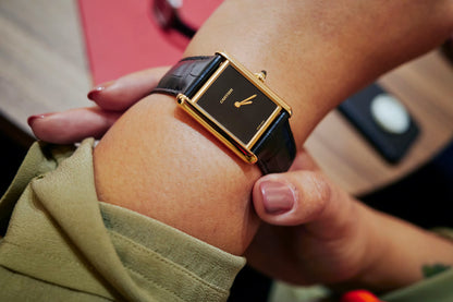 MONTRE TANK LOUIS CARTIER full black gold small Pour femme