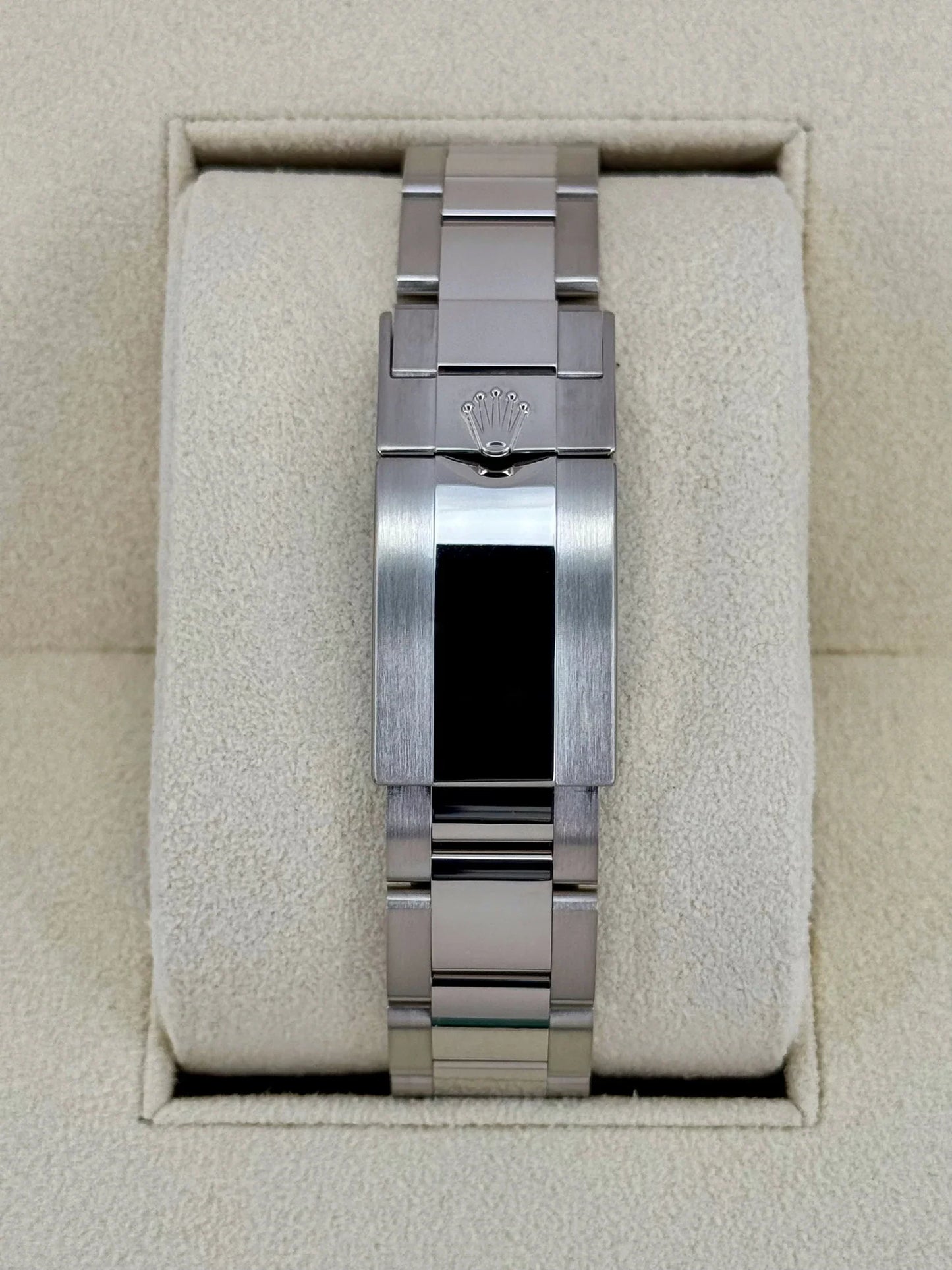 Rolex Daytona 40mm 126509 White Gold Black Dial