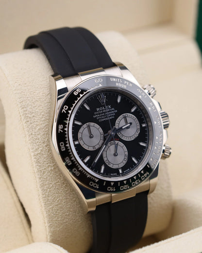 Rolex Daytona White Black Dial on Oysterflex 126519LN