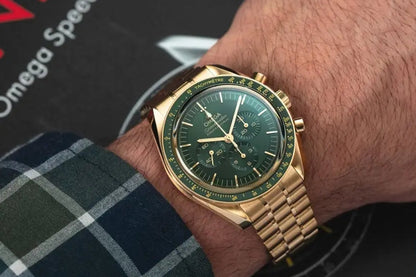 Omega Speedmaster Moonshine gold cadran vert
