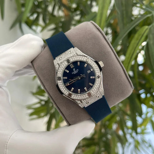 Hublot Classic Fusion bleu pour femme
