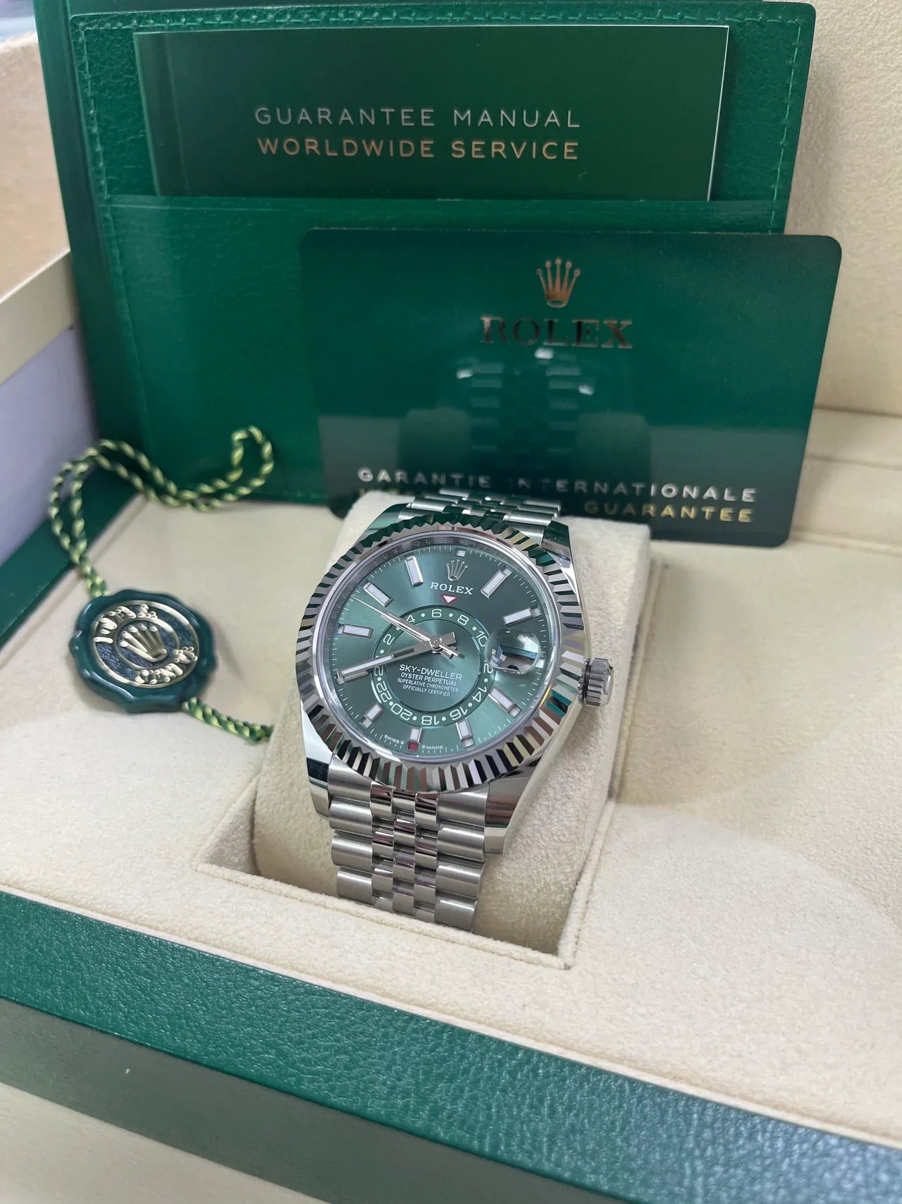 Rolex Sky-Dweller Mint Green Jubilee Bracelet 336934