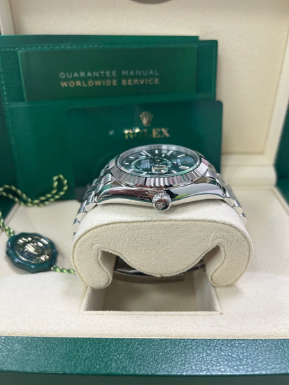 Rolex Sky-Dweller Mint Green Jubilee Bracelet 336934