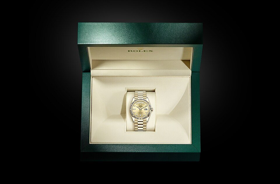 ROLEX DAY-DATE GOLD DIAL
