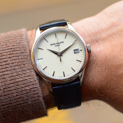 Patek Philippe Calatrava 39mm 5227R