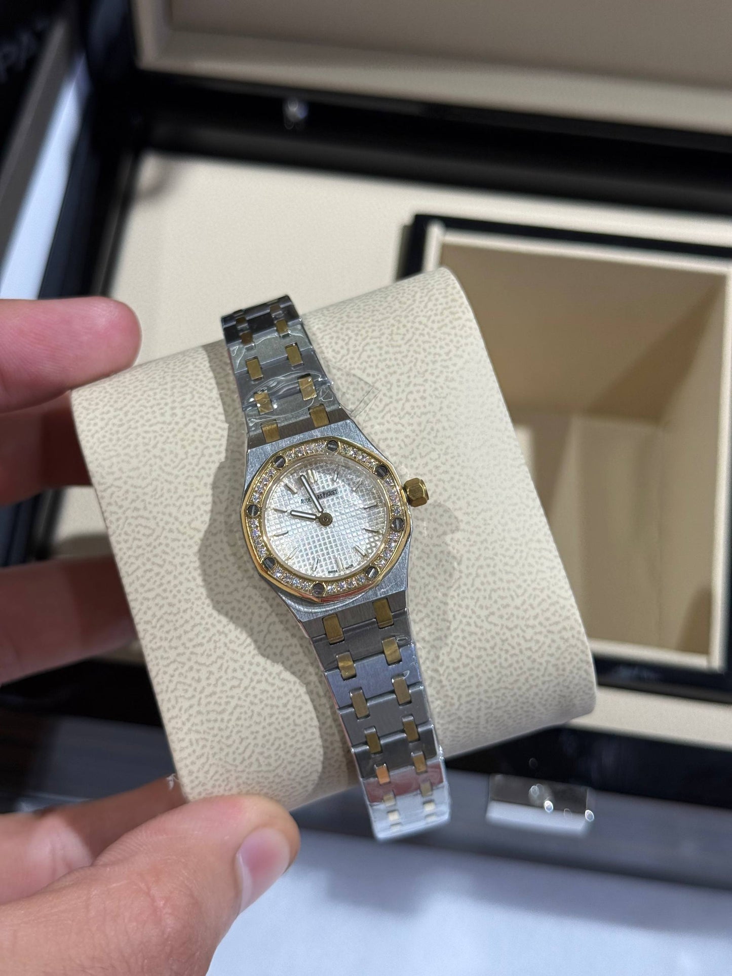 Audemars Piguet mini lunette serti two tone