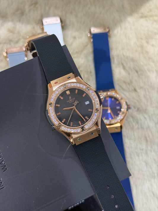 HUBLOT femme noir serti