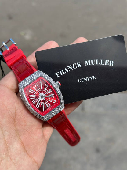Franck Muller Cintrée Curvex Édition Rouge Sertie de Diamants