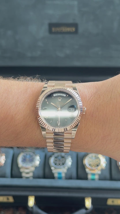 ROLEX DAY-DATE 40 228235