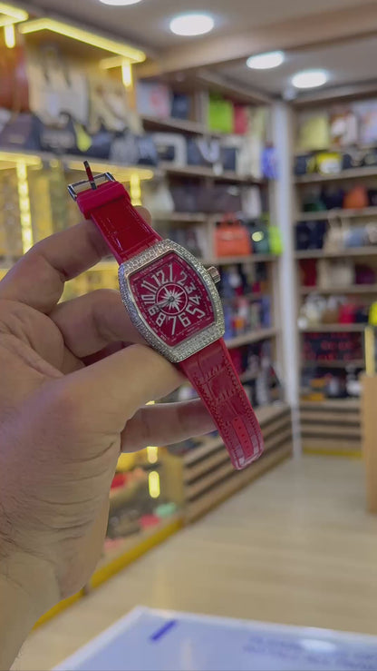 Franck Muller Cintrée Curvex Édition Rouge Sertie de Diamants
