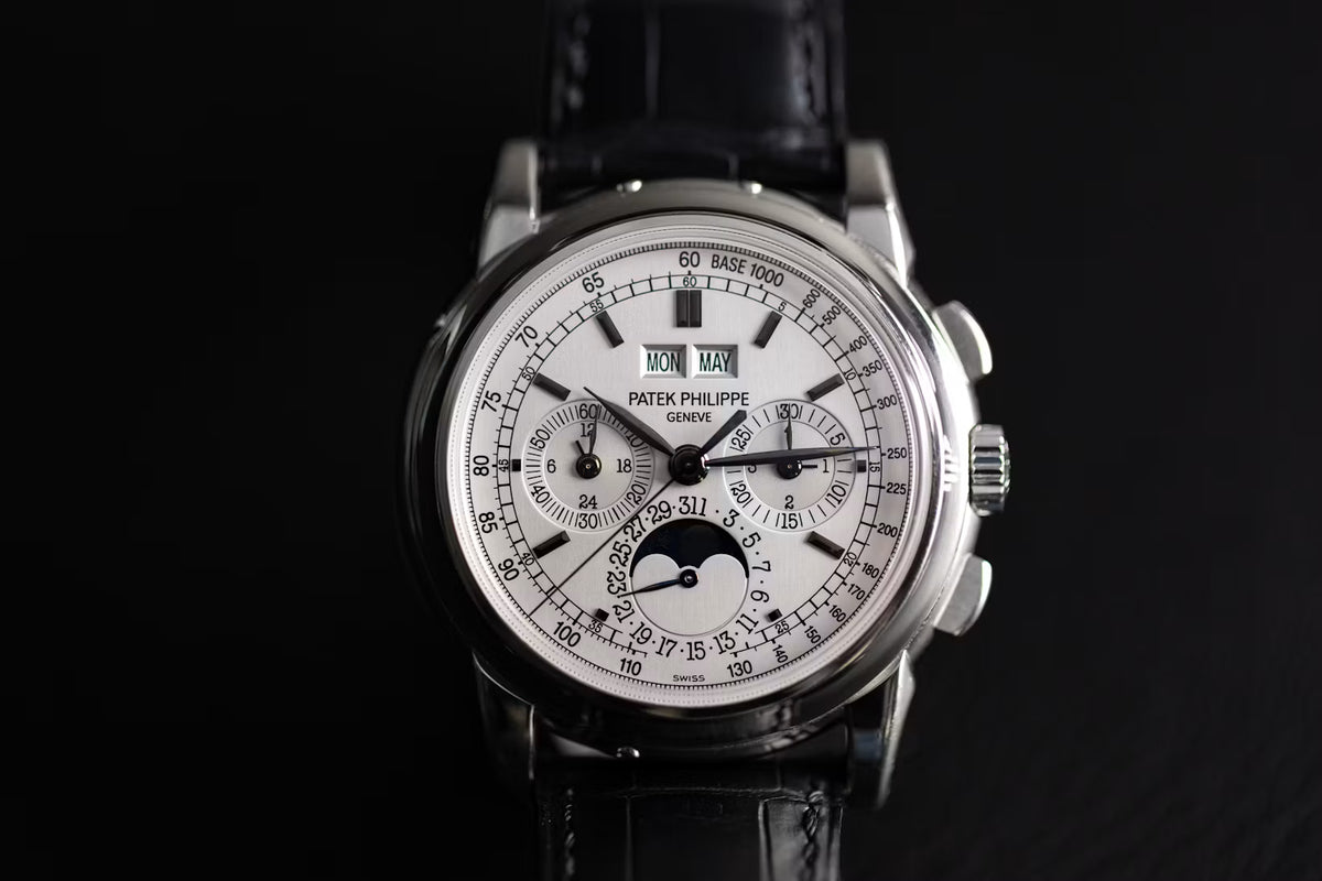 Patek Philippe Nautilus Black-Silver 5970R-001