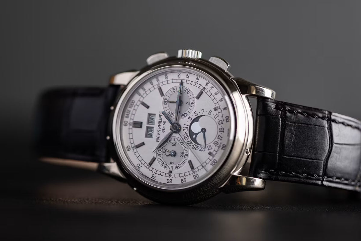 Patek Philippe Nautilus Black-Silver 5970R-001