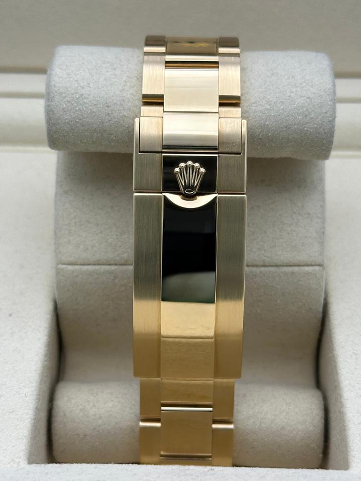 Montre Rolex Submariner Date Gold cadran bleu
